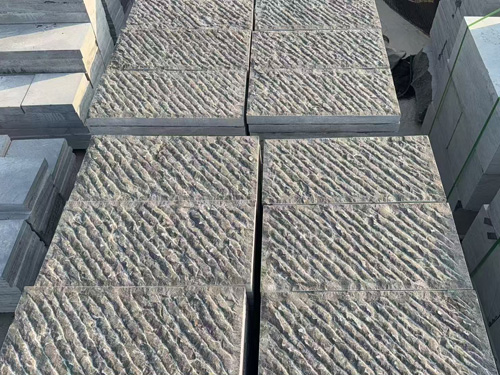 青石板鏨道面